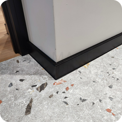 Плинтус ХДФ Dollken Cubu Flex Life 80мм Х 2,5 м 1001/1144 Черный