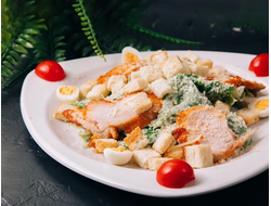 Салат «Цезарь с курицей»