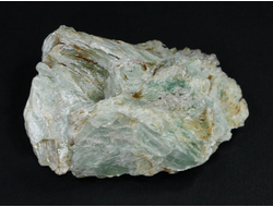 Тальк зеленый (благородный) необработанный, Урал, Шабры (68*43*37 мм, 93 г) №20564