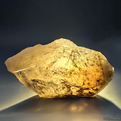 Рутил  в дымчатом кварце. Россия.   195*110*65мм