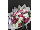 Необычный букет из пионовидных роз, вероники и гортензии в яркой цветовой гамме