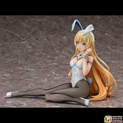 Фигурка 1/4 Жрица (Onna Shinkan Bunny Ver.)