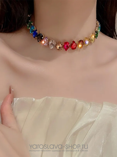 Ожерелье-Чокер с красочными кристаллами в форме капли