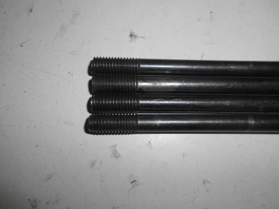 Шпильки цилиндра Минск 3.112