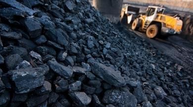 Китай ослабляет запрет на использование угля в условиях начавшейся зимы