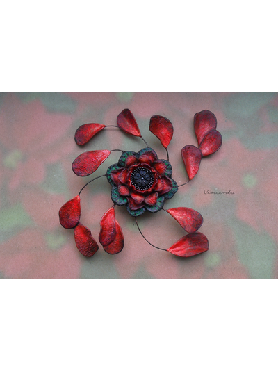 Крупная брошь в авангардном стиле "Вихрь страстей. Цветок Фриды"