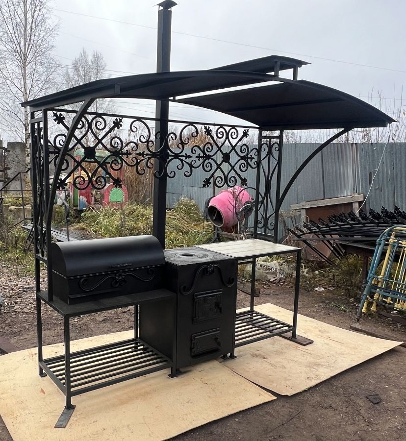 Мангал из металла в Пскове
