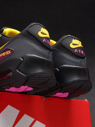 Nike Air Max 90 GORE TEX Tour Yellow Cargo Khaki