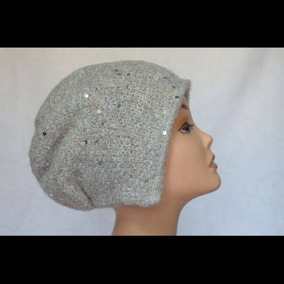 Шапка капор вязаная женская с пайетками Vizio 6444 Италия белая