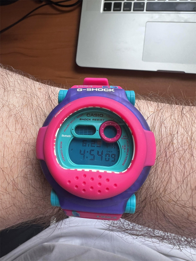 Часы Casio G-Shock G-B001RG-4