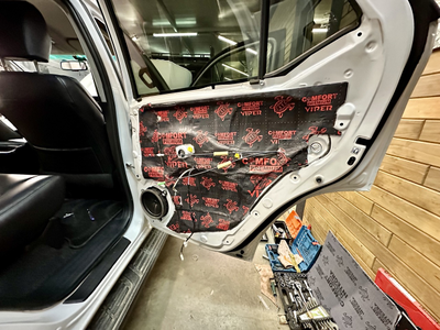 Шумоизоляция Toyota Fortuner / Тойота Фортунер