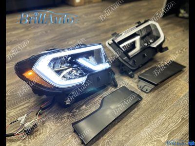 Фары Toyota Tundra 07-13 Sequoia 08-17