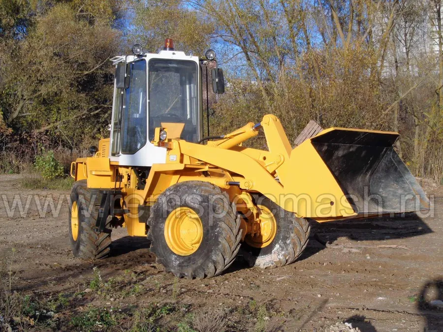 Фронтальный погрузчик Амкодор 333, после капремонта.