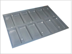 Корпус инкубатора на 104 яйца с комплектом поддонов ИБ-3