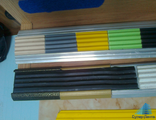 Резиновая полоса с самокелеющимся слоем, 30 мм для вставок в алюминиевые полосы и уголки (любые цвета)