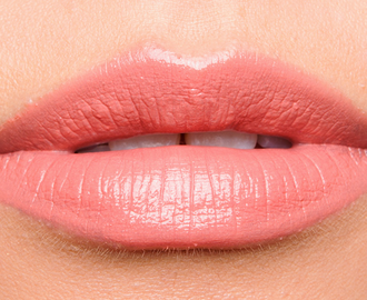 Charlotte Tilbury KISSING Кремовая губная помада Bitch Perfect
