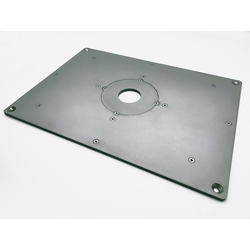 Пластина универсальная для установки фрезера в стол 350*250 мм.