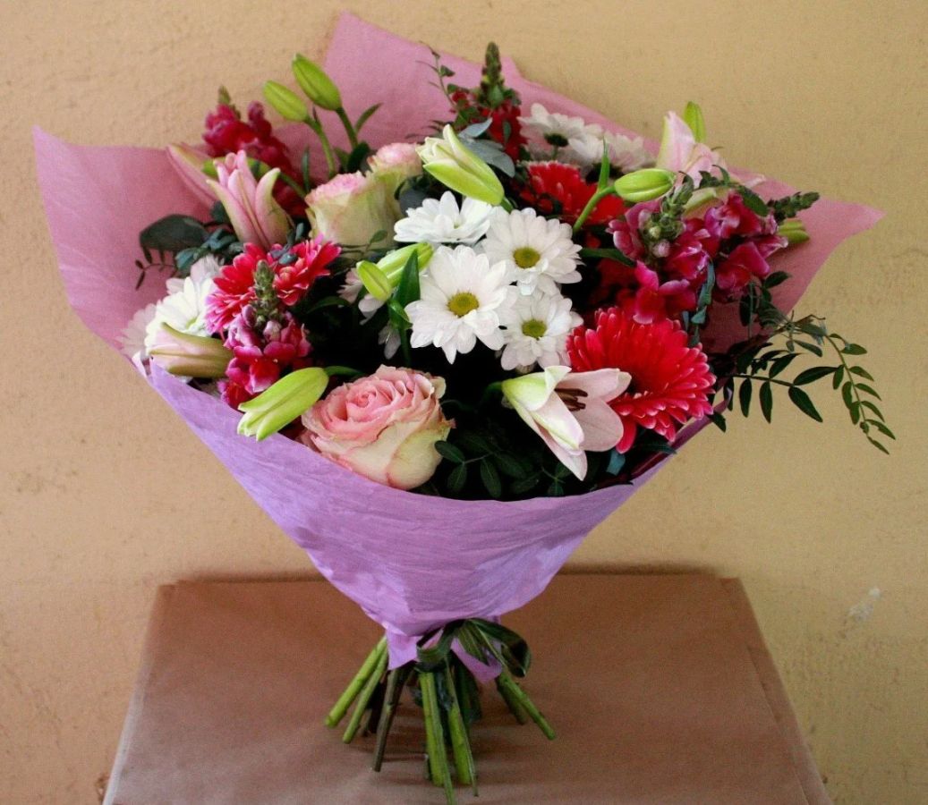 Заказать букет цветов с доставкой Ростов-на-Дону