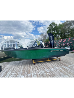 Моторная лодка Xstream 470