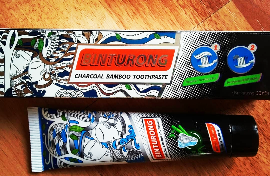 Deep charcoal. Угольная зубная паста. Bamboo Charcoal Deep зубная паста. Зубная паста Binturong Bamboo Charcoal Black Toothpaste, с бамбуковым углем, 33 гр. Активированный уголь в Таиланде.