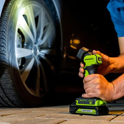 Фонарь аккумуляторный Greenworks G24SL200, 24V, 200 лм