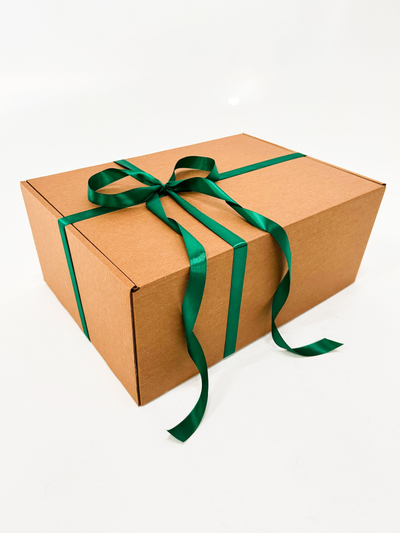 Огромная подарочная коробка GILEV 52x38x22 см с наполнителем и зеленой лентой