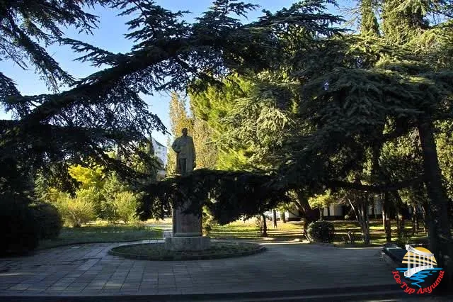 Приморский парк в Алуште