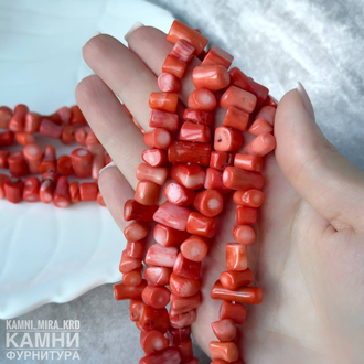 Коралл палочки средние фри-форм 7,2-13х6,5-8,5 мм тонированный, цвет лосось, цена за нить 19-20 см