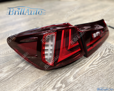 Стопы Lexus IS 05-12 красные стиль 16+