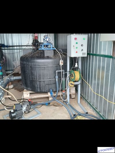 Подкормочный узел с мембранным (диафрагменным) насосом, оснащенный ПЧ и расходомером (50 -1000л/ч)