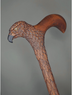 Трость с птицей на рукояти и резьбой