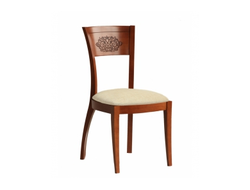 Аве — изящный стул с резным узором на спинке