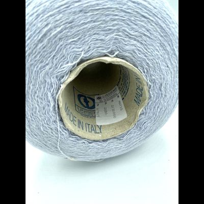 LINSIEME art. MATIS  (Линсиеме арт. Матис) 90% Merinos Extrafine Supergeelong (Меринос экстрафайн), 10% Сashmere (Кашемир) Nm. 2/30 1500 метров в 100 гр. цв. 2280 бледно-голубой меланж