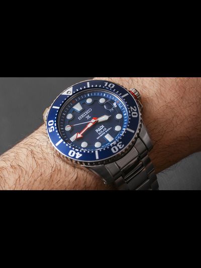 Наручные часы Seiko SNE549P1