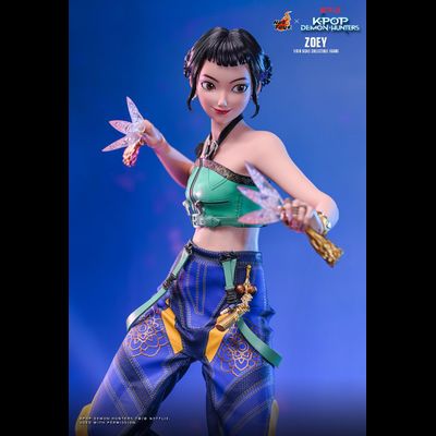 ПРЕДЗАКАЗ - Зои ("Кейпоп-охотницы на демонов") - Коллекционная ФИГУРКА 1/6 Zoey KPop Demon Hunters (TMS178) - Hot Toys ?ЦЕНА: 30900 РУБ.?