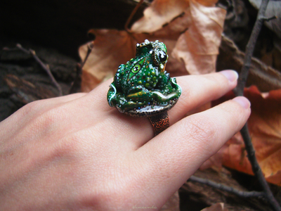 Коллекционный перстень "Леди Квакша Invidia"