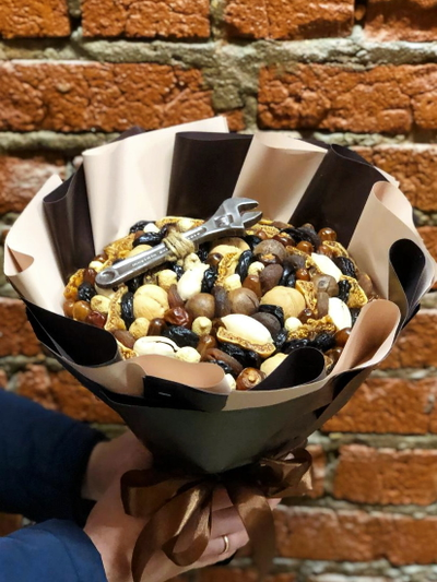 Букет "Железный человек"