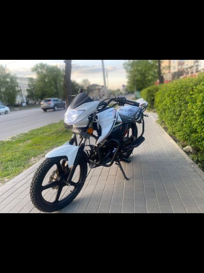 Мопед Millenium RS 12 белый