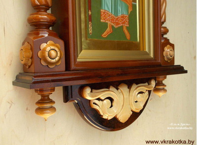 Резной киот