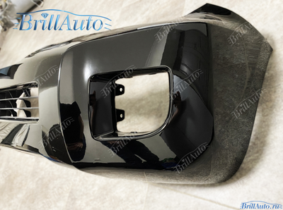 Передний бампер Toyota Land Cruiser 200 черный 12-15 год