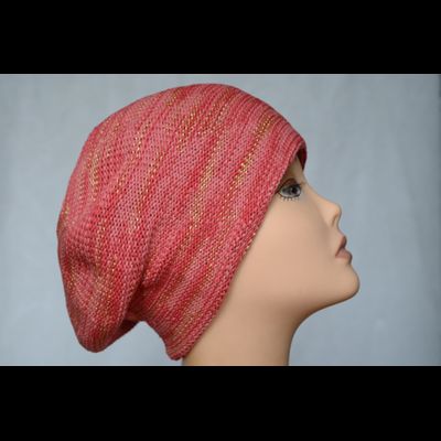 Красный женский вязаный берет весна - осень Италия Vizio SA 9