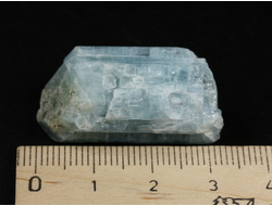 Берилл голубой (Аквамарин), кристалл, Россия, Забайкалье (32*16*15 мм, 13,6 г) №37869