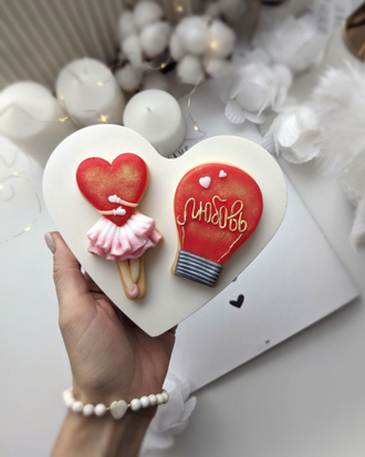 Лампочка Любовь