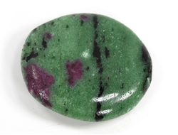 Корунд красный (светится в УФ) в цоизите, полировка плоская, Танзания (38*34*9 мм, 25 г) №35657