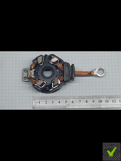 Щеткодержатель стартера Toyota 69-8213 WAI