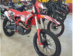 Regulmoto Holeshot Red Edition (4 valves)