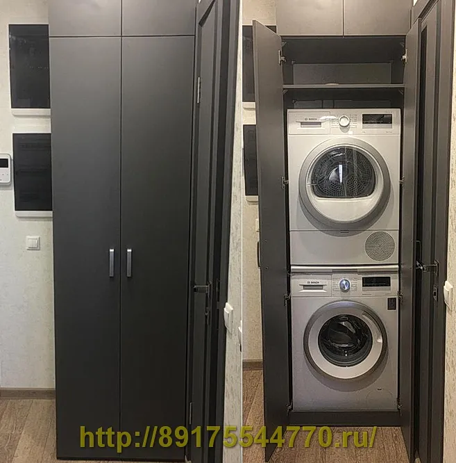 002 Двухдверный шкаф с распашными дверями для стиральной и сушильной машин.
Корпус и фасады ЛДСП Egger, U960 Оникс серый, ST9.
