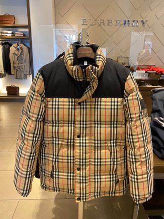 BURBERRY двусторонний пуховик