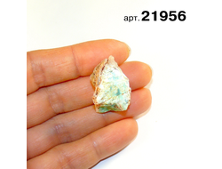 Хризопраз натуральный (необработанный) Казахстан арт.21956: 5,5г - 26*19*17мм