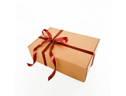 3 штуки - Подарочная коробка GILEV 32x22x10см с наполнителем и коричневой лентой